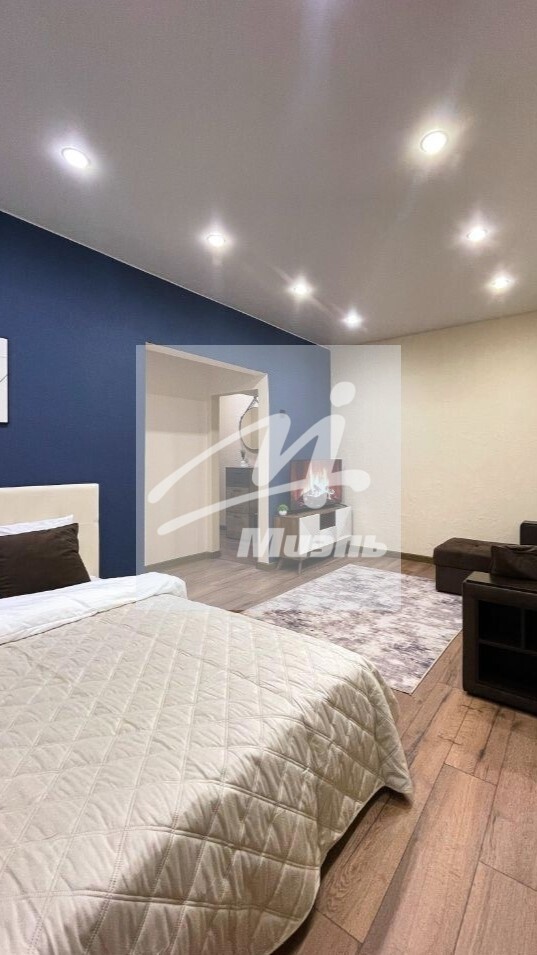 Продается 2-комнатная квартира, площадью 43.00 кв.м. Москва, улица Бурденко, дом 11ас2