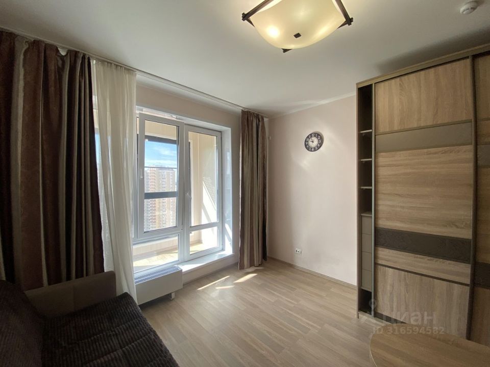 Продается 1-комнатная квартира, площадью 23.10 кв.м. Московская область, Красногорск городской округ, поселок городского типа Путилково, улица Сходненская, дом 17