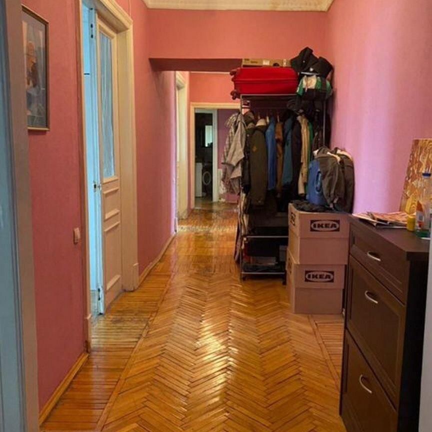 Продается 3-комнатная квартира, площадью 102.40 кв.м. Москва, улица Фрунзенская 3-я, дом 9