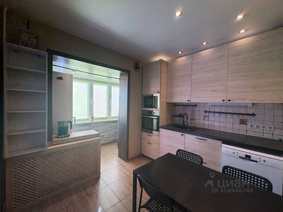 Продается 1-комнатная квартира, площадью 37.00 кв.м. Москва, улица Татьяны Макаровой, дом 10