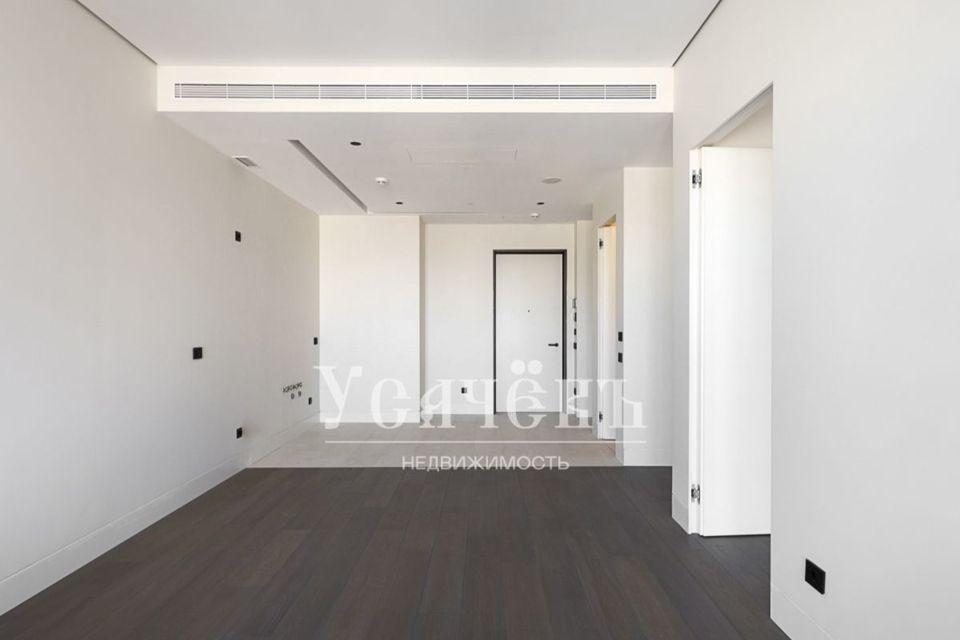 Продается 2-комнатная квартира, площадью 52.00 кв.м. Москва, улица Поклонная, дом 9