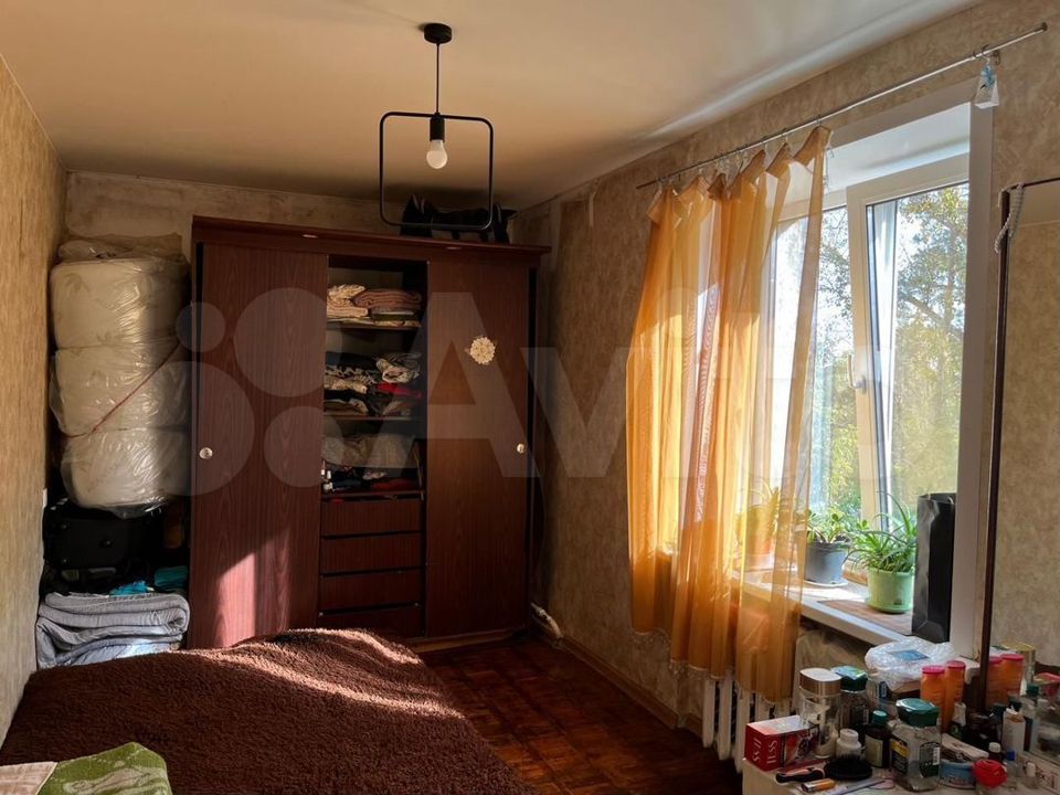 Продается 2-комнатная квартира, площадью 40.00 кв.м. Московская область, Красногорск городской округ, поселок городского типа Нахабино, улица Институтская, дом 1