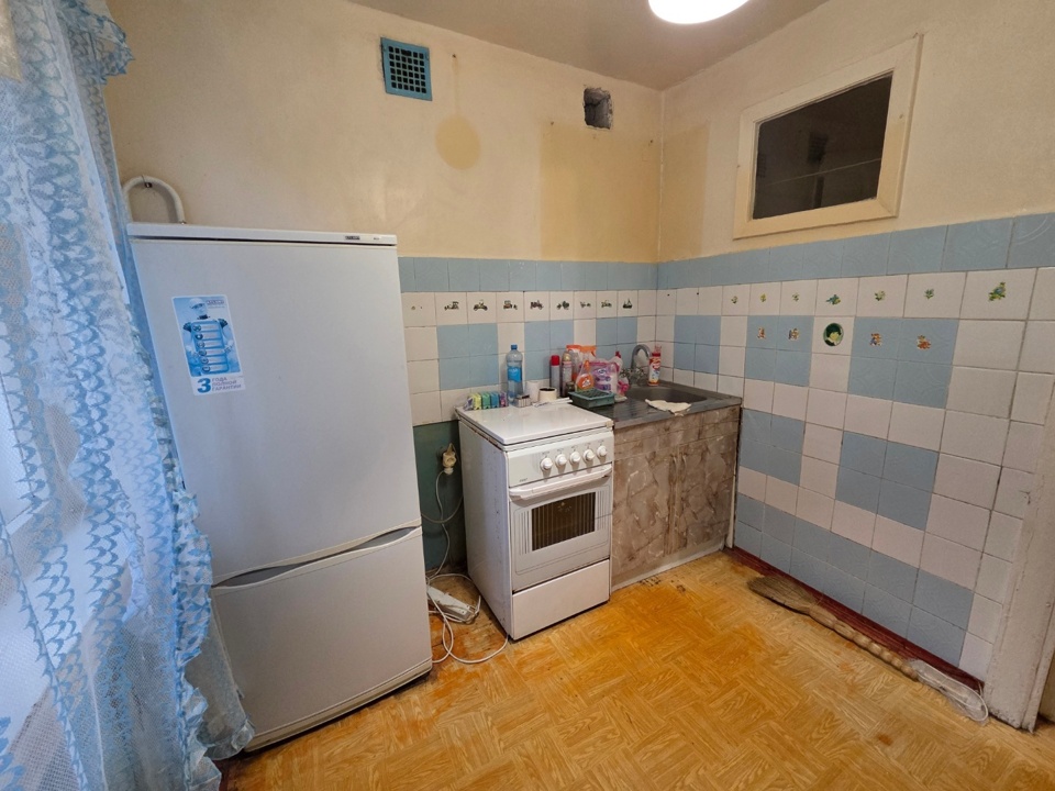 Продается 2-комнатная квартира, площадью 42.00 кв.м. Московская область, Наро-Фоминский городской округ, поселок Молодежный, дом 4