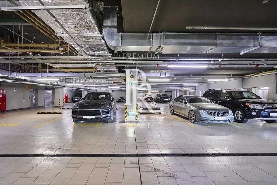 Продается 2-комнатная квартира, площадью 79.60 кв.м. Москва, улица Большая Садовая, дом 5к1