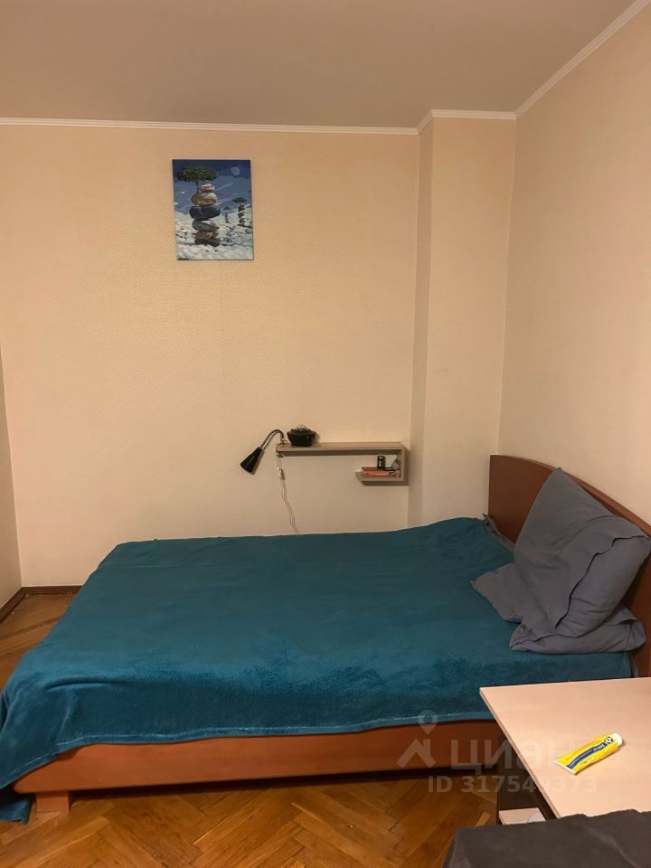 Продается 1-комнатная квартира, площадью 35.00 кв.м. Москва, Кронштадтский бульвар, дом 15к1