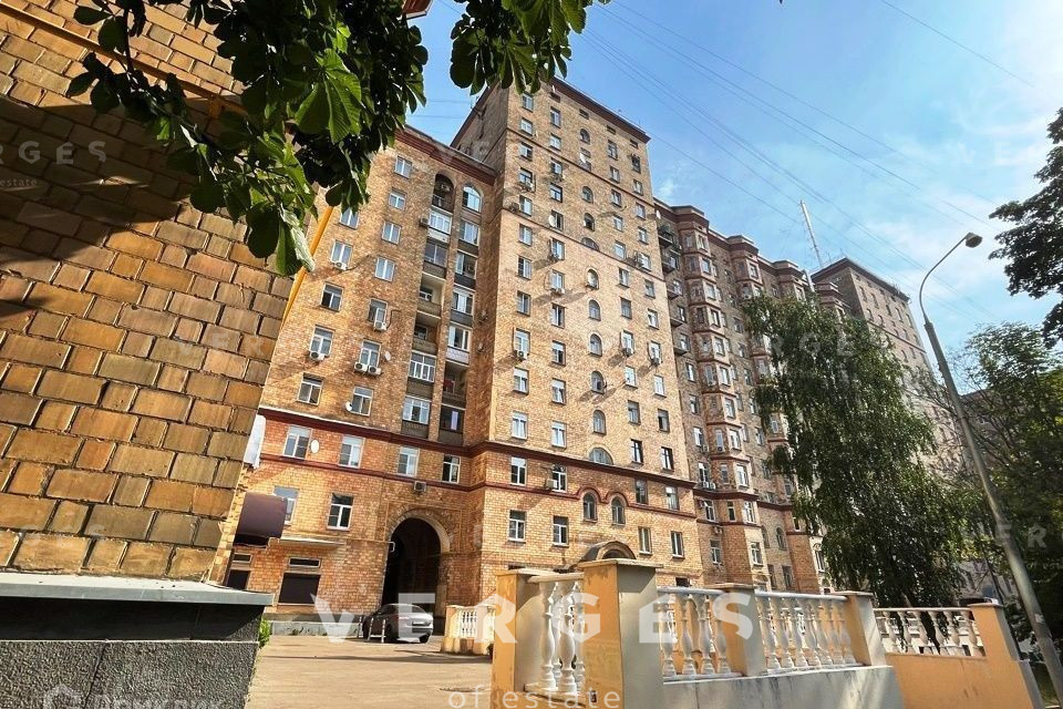 Продается 1-комнатная квартира, площадью 50.00 кв.м. Москва, Ленинский проспект, дом 111