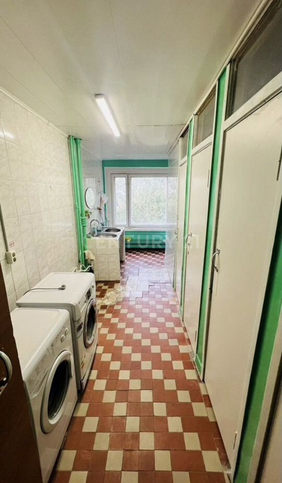 Продается 1-комнатная квартира, площадью 17.00 кв.м. Москва, Аминьевское шоссе, дом 11