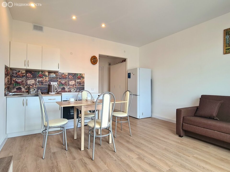 Продается 1-комнатная квартира, площадью 23.40 кв.м. Москва, Очаковское шоссе, дом 5к4