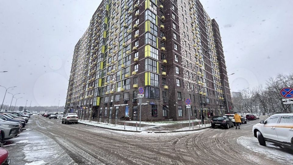 Продается 1-комнатная квартира, площадью 34.00 кв.м. Московская область, Ленинский район, поселок городского типа Мисайлово, микрорайон Пригород Лесное, улица Современников, дом 5