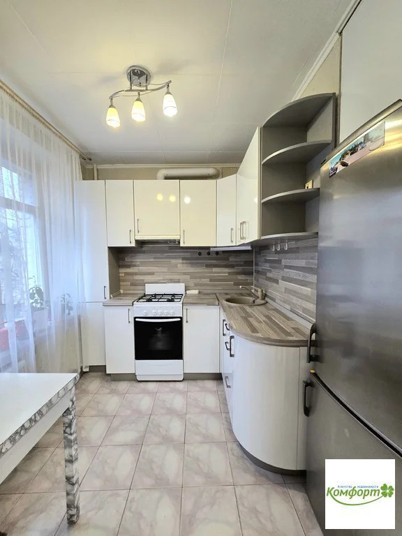 Продается 3-комнатная квартира, площадью 56.90 кв.м. Московская область, Раменский район, дачный поселок Родники, улица Б.Учительская, дом 18