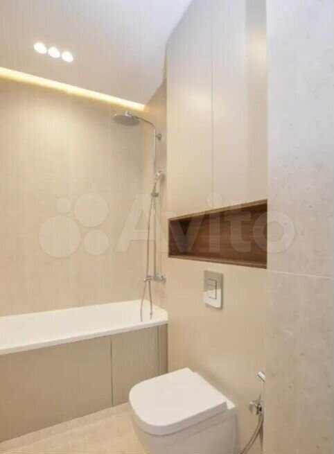 Продается 4-комнатная квартира, площадью 172.00 кв.м. Москва, переулок Неопалимовский 1-й, дом 8