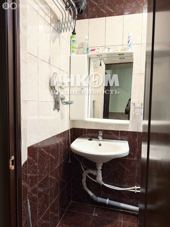 Продается 2-комнатная квартира, площадью 60.90 кв.м. Московская область, Одинцовский район, город Голицыно, Керамиков проспект, дом 98