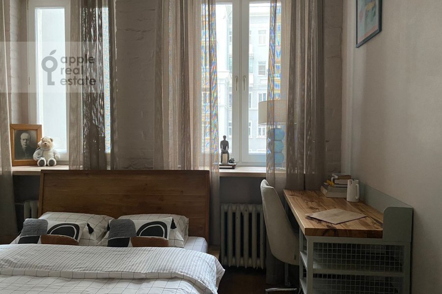 Продается 3-комнатная квартира, площадью 67.00 кв.м. Москва, улица Маши Порываевой, дом 38