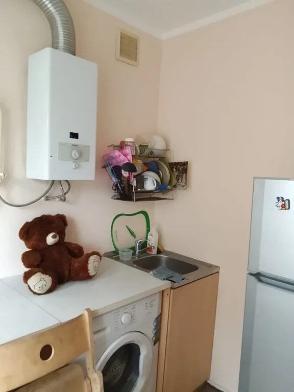 Продается 2-комнатная квартира, площадью 43.70 кв.м. Московская область, Пушкинский район, поселок Лесные Поляны, улица Ленина, дом 1