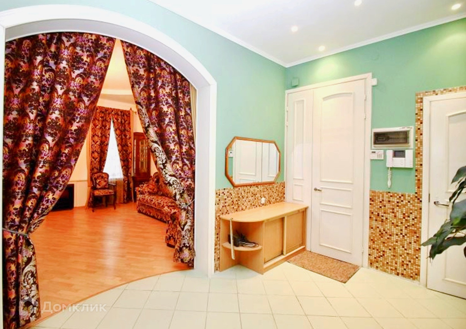 Продается 4-комнатная квартира, площадью 122.00 кв.м. Москва, переулок Козихинский Большой, дом 8