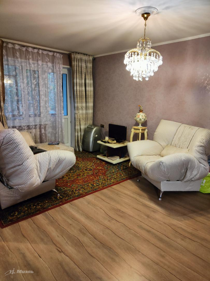 Продается 2-комнатная квартира, площадью 45.10 кв.м. Московская область, Одинцовский район, город Голицыно, Керамиков проспект, дом 97