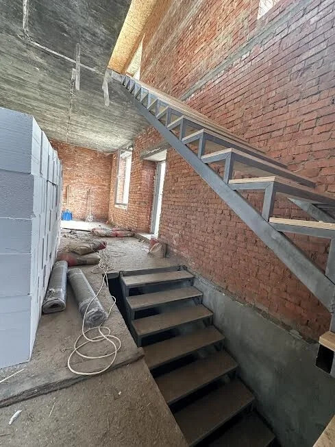 Продается дом, площадью 213.00 кв.м. Московская область, Луховицы городской округ, город Луховицы, улица Пушкина, дом 476