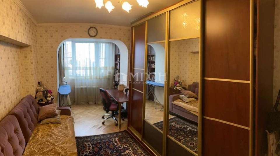 Продается 3-комнатная квартира, площадью 73.00 кв.м. Москва, Можайское шоссе, дом 26