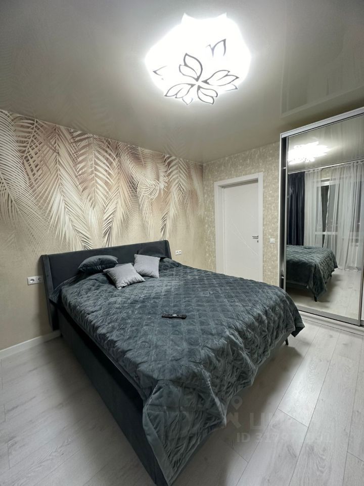 Продается 2-комнатная квартира, площадью 60.00 кв.м. Москва, улица Загорьевская, дом 17