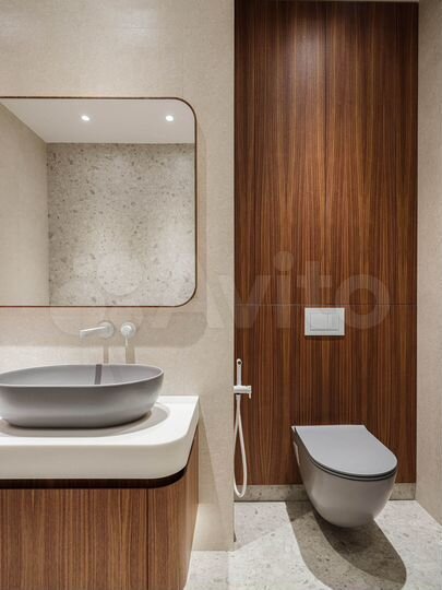 Продается 4-комнатная квартира, площадью 151.00 кв.м. Москва, набережная Котельническая, дом 21