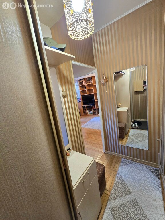 Продается 1-комнатная квартира, площадью 33.60 кв.м. Москва, Варшавское шоссе, дом 81к1