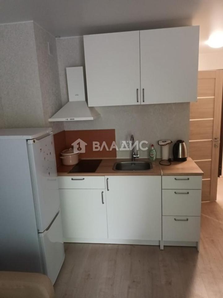 Продается 1-комнатная квартира, площадью 18.00 кв.м. Москва, Аминьевское шоссе, дом 5