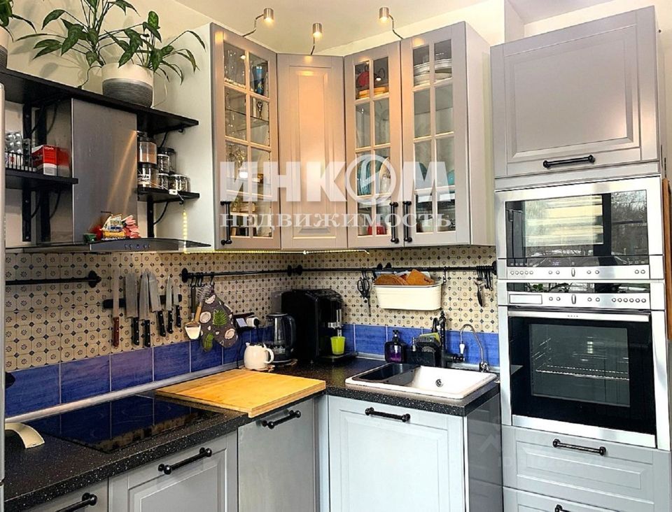 Продается 4-комнатная квартира, площадью 85.00 кв.м. Москва, улица Улофа Пальме, дом 3