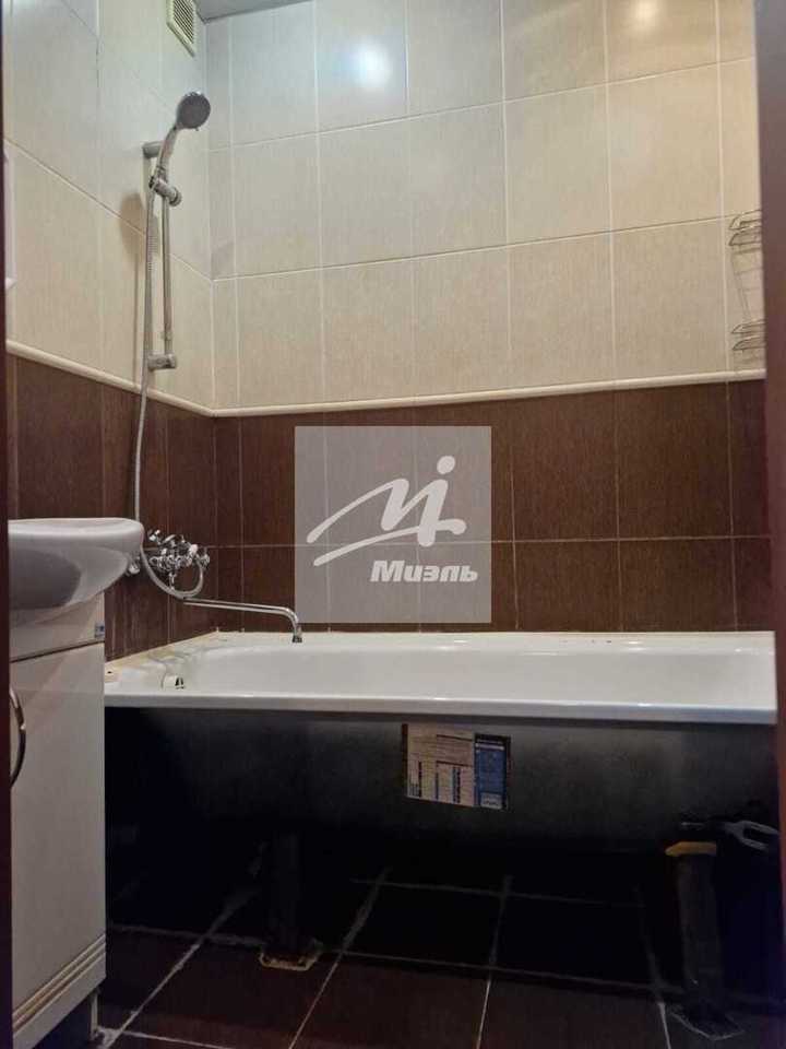 Продается 2-комнатная квартира, площадью 58.00 кв.м. Московская область, Одинцовский район, поселок городского типа ВНИИССОК, улица Рябиновая, дом 4