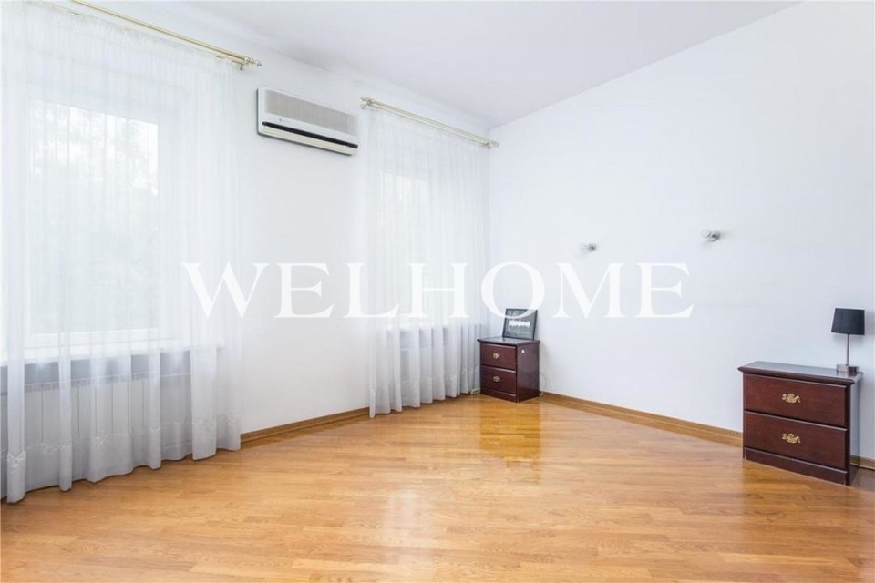 Продается 3-комнатная квартира, площадью 117.00 кв.м. Москва, переулок Каретный Малый