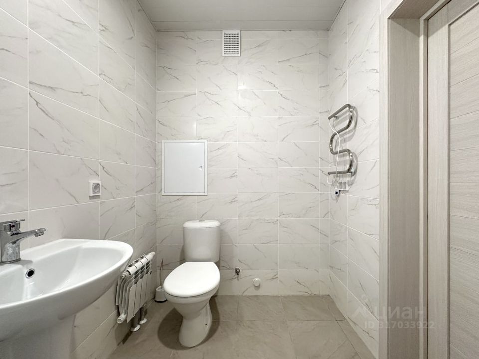 Продается 1-комнатная квартира, площадью 42.00 кв.м. Москва, улица Кедрова, дом 16к3