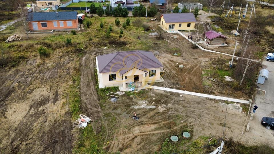 Продается дом, площадью 90.00 кв.м. Московская область, Клин городской округ, город Клин, улица Осенняя