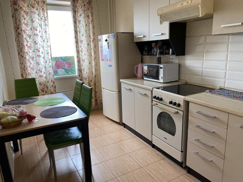 Продается 2-комнатная квартира, площадью 58.50 кв.м. Москва, улица Никулинская, дом 12к1