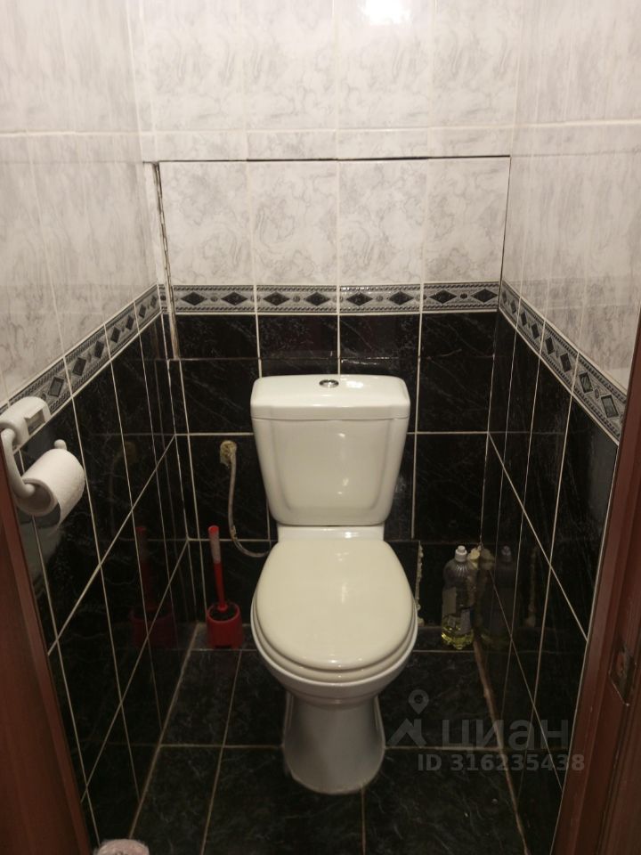 Продается 2-комнатная квартира, площадью 50.30 кв.м. Москва, улица Амундсена, дом 5