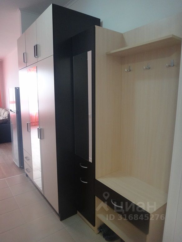 Продается 1-комнатная квартира, площадью 23.00 кв.м. Москва, Боровское шоссе, дом 2к7