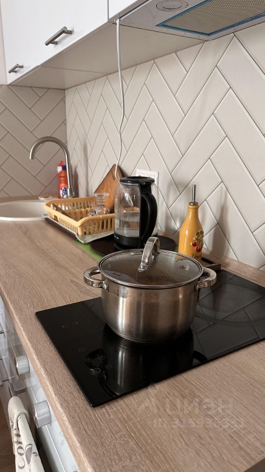 Продается 1-комнатная квартира, площадью 19.90 кв.м. Московская область, Красногорск городской округ, поселок Ильинское-Усово, улица Архангельская, дом 7