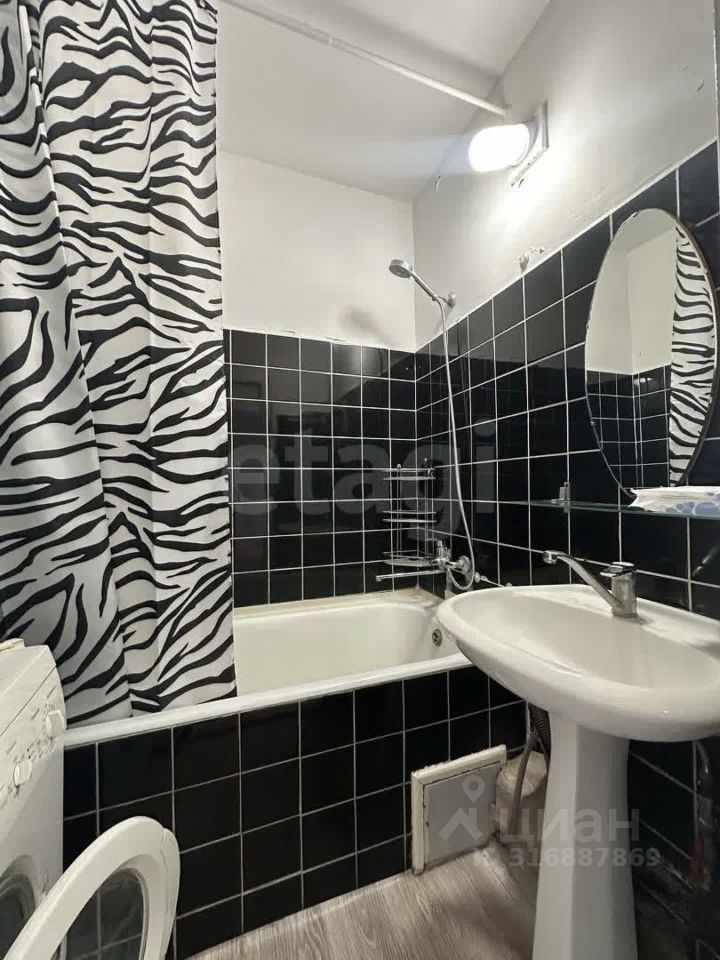 Продается 1-комнатная квартира, площадью 43.90 кв.м. Москва, переулок Козихинский Большой, дом 27с2