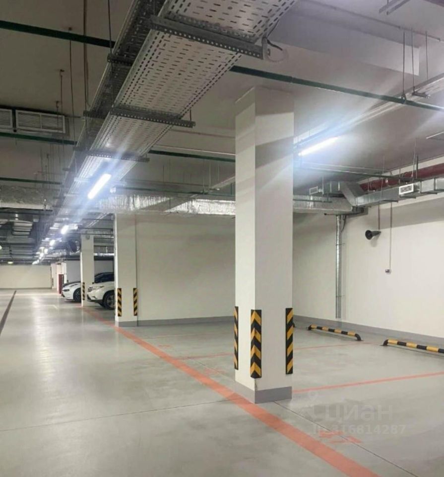 Продается 3-комнатная квартира, площадью 137.50 кв.м. Москва, набережная Котельническая, дом 31