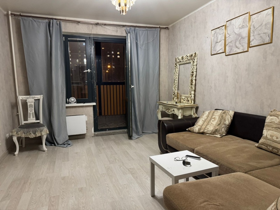 Продается 1-комнатная квартира, площадью 36.60 кв.м. Москва, Долгопрудная аллея, дом 14к4