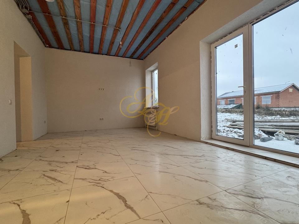 Продается дом, площадью 90.00 кв.м. Московская область, Клин городской округ, город Клин, улица Осенняя