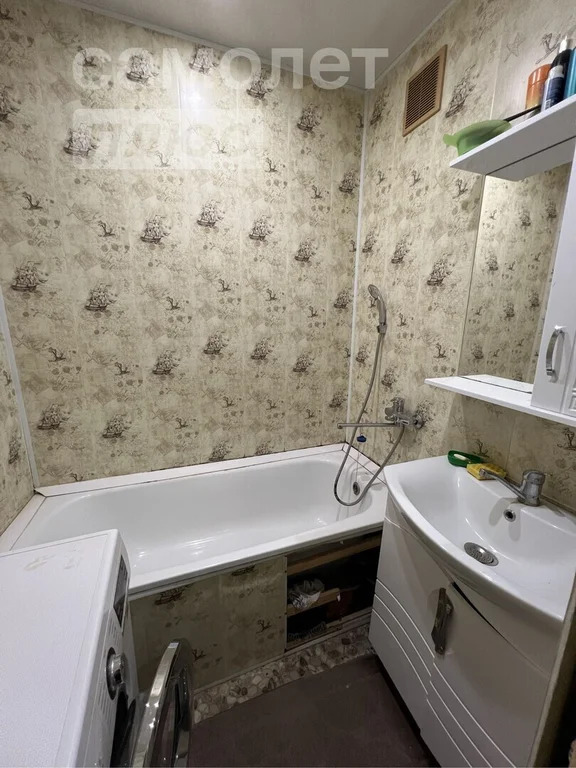 Продается 2-комнатная квартира, площадью 54.40 кв.м. Московская область, Луховицы городской округ, город Луховицы, улица Клубная, дом 5