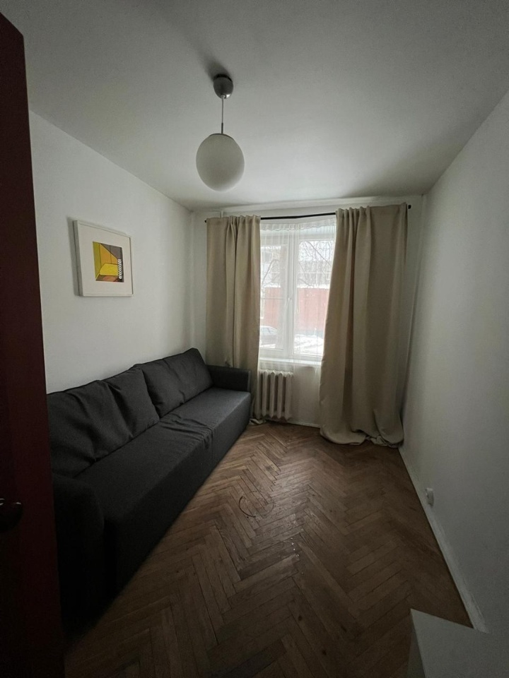 Продается 9-комнатная квартира, площадью 45.00 кв.м. Москва, переулок 2-й Спасоналивковский, дом 16