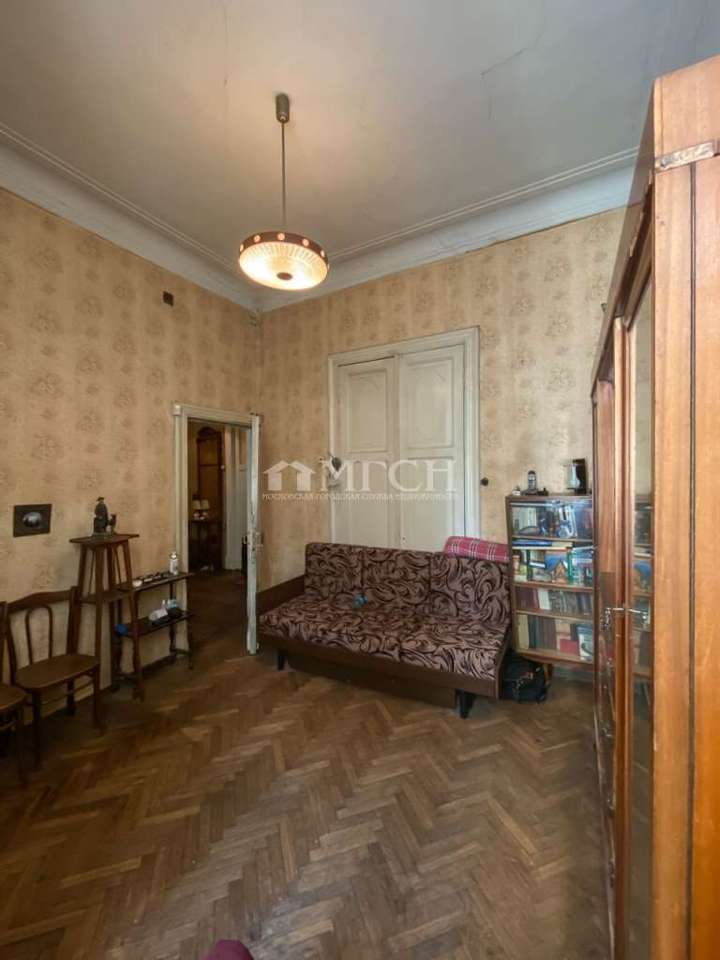 Продается 3-комнатная квартира, площадью 84.00 кв.м. Москва, улица Малая Ордынка, дом 36