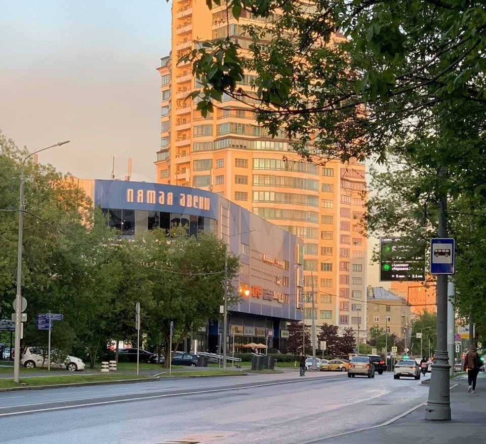 Продается 2-комнатная квартира, площадью 46.00 кв.м. Москва, улица Маршала Бирюзова, дом 43