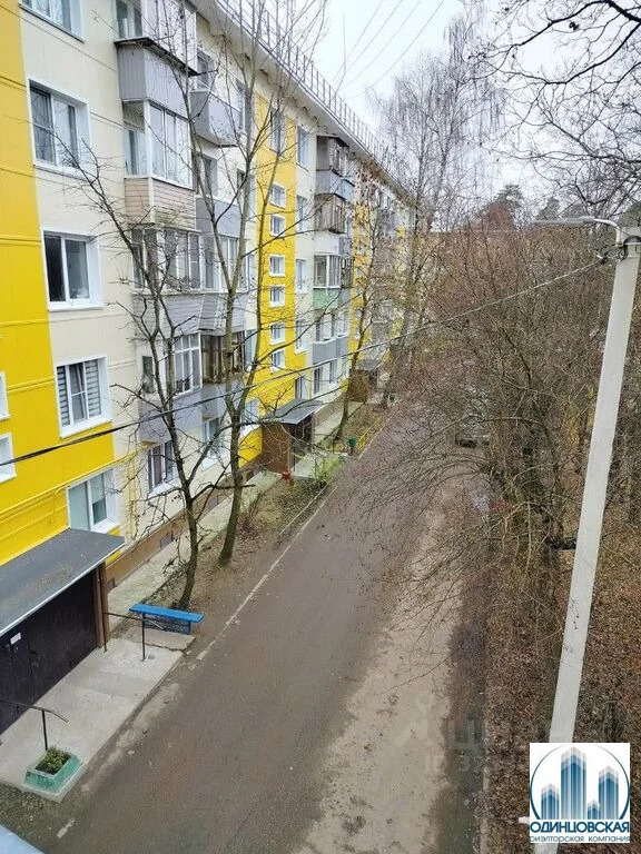 Продается 2-комнатная квартира, площадью 42.50 кв.м. Московская область, Одинцовский район, город Кубинка, городок Кубинка-10, дом 8