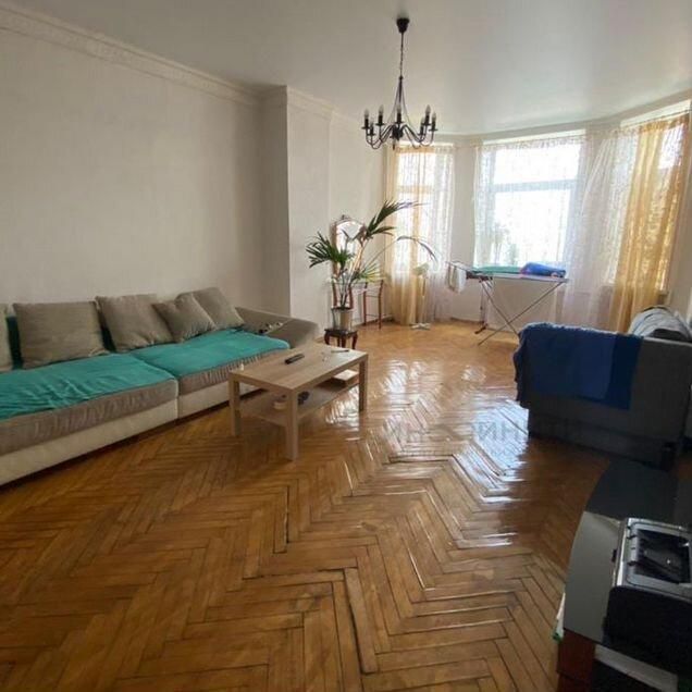 Продается 3-комнатная квартира, площадью 102.40 кв.м. Москва, улица Фрунзенская 3-я, дом 9