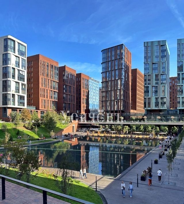 Продается 3-комнатная квартира, площадью 132.30 кв.м. Москва, улица Усачёва, дом 15