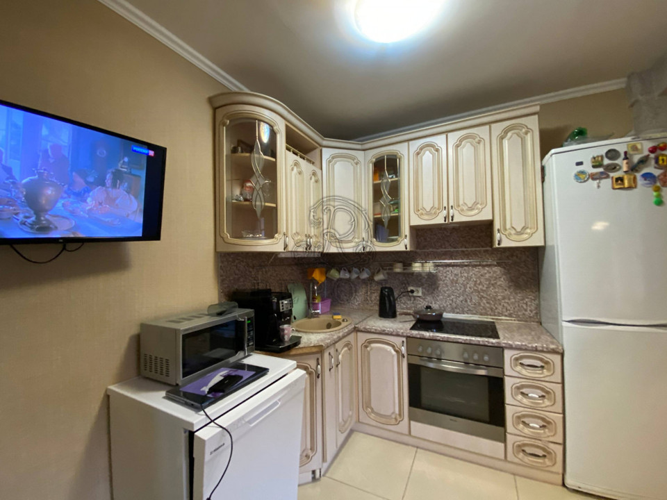 Продается 2-комнатная квартира, площадью 49.00 кв.м. Московская область, Богородский городской округ, деревня Щемилово, улица Орлова, дом 2