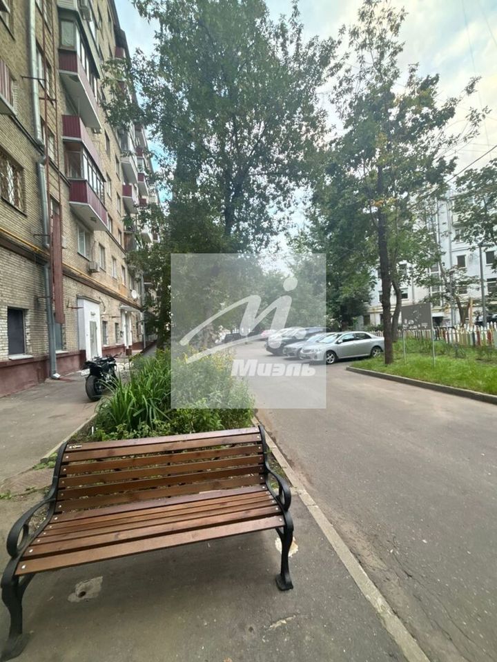 Продается 1-комнатная квартира, площадью 30.00 кв.м. Москва, Кутузовский проспект, дом 9к1