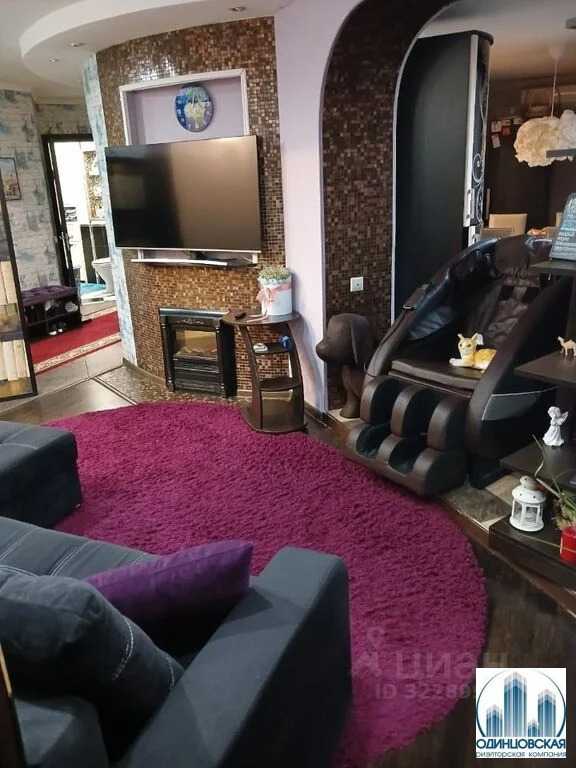 Продается 2-комнатная квартира, площадью 54.60 кв.м. Московская область, Одинцовский район, поселок городского типа ВНИИССОК, улица Дружбы, дом 7