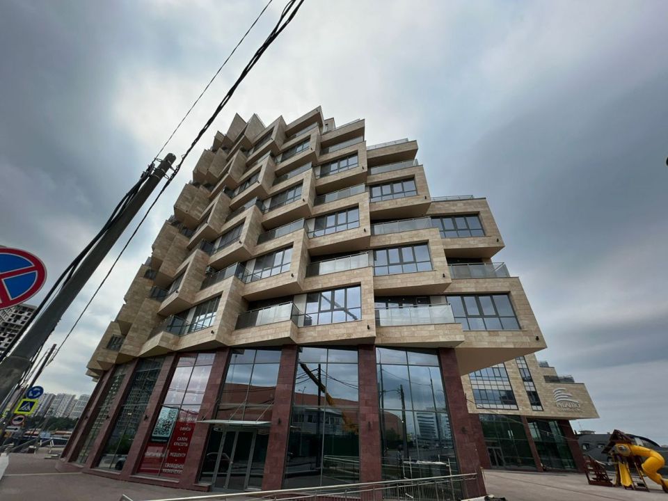 Продается 4-комнатная квартира, площадью 94.00 кв.м. Москва, улица 5-я Мякининская, дом 20